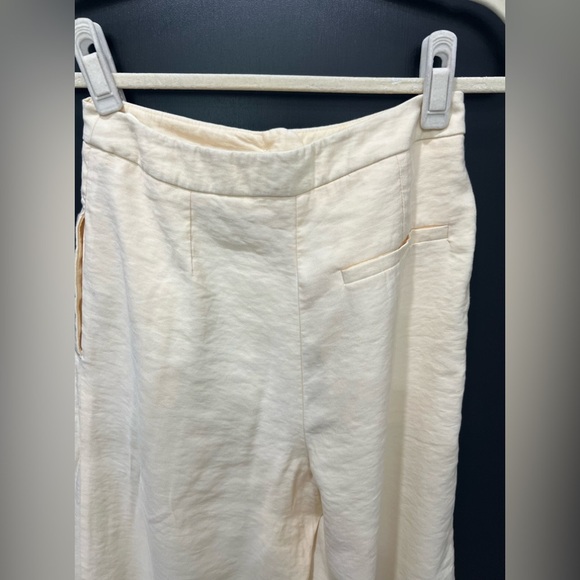 Topshop Cream, butter yellow Culottes - Picture 3 of 6